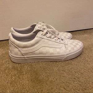 Vans white checkered Ward shoes